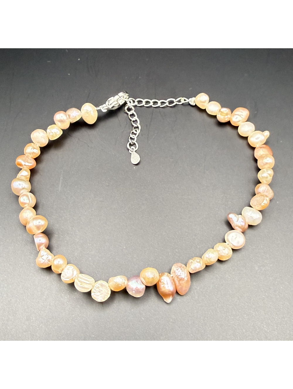 candy+clover freshwater apricot seed pearl bracelet with silver extender